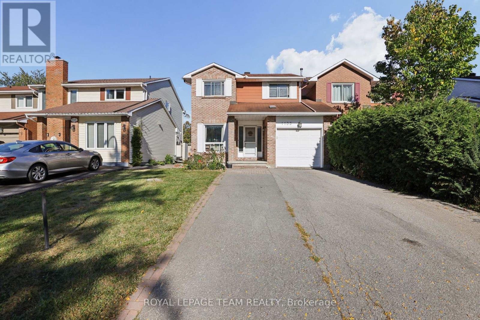 1133 St Emmanuel Terrace, Ottawa, ON