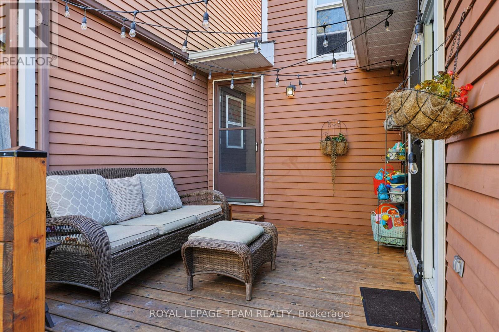 1133 St Emmanuel Terrace, Ottawa, ON