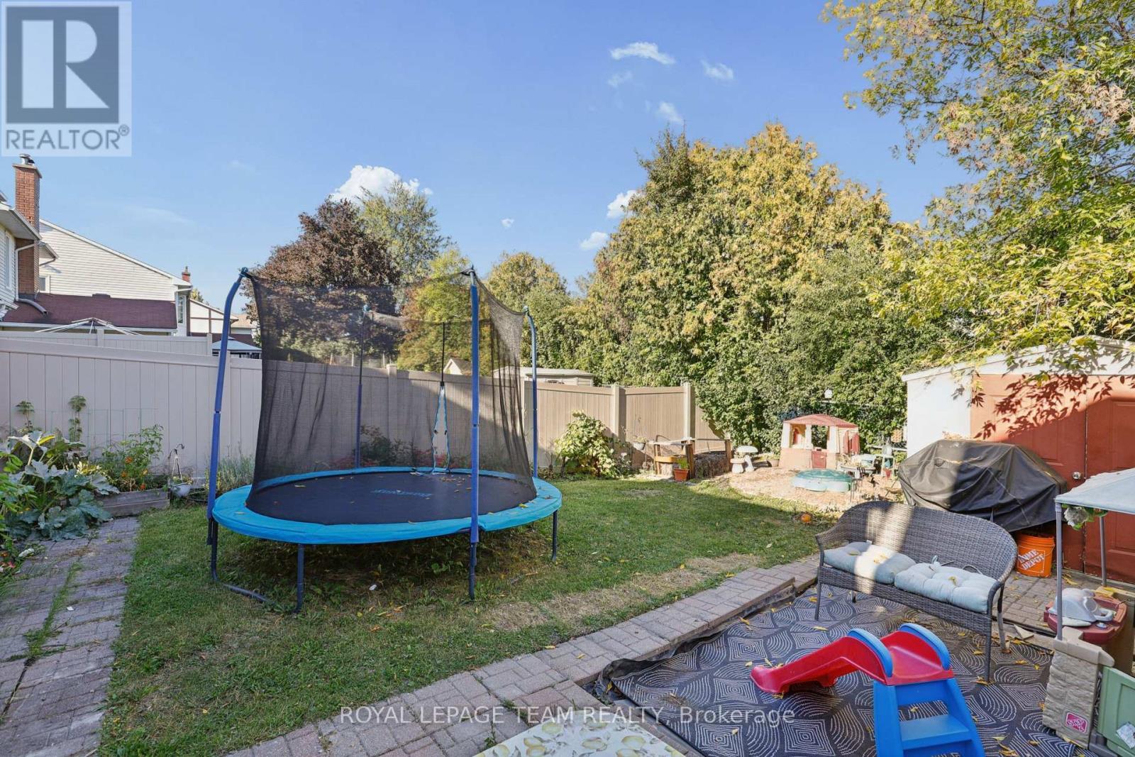 1133 St Emmanuel Terrace, Ottawa, ON