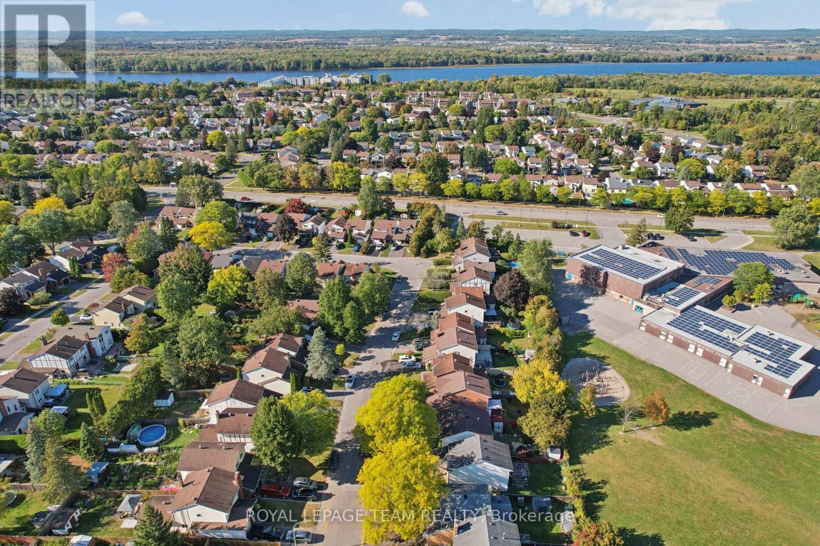 1133 St Emmanuel Terrace, Ottawa, ON