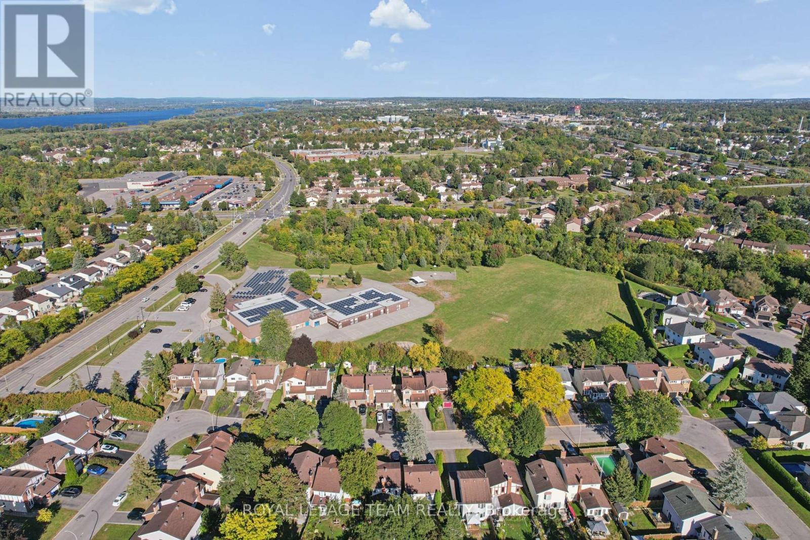 1133 St Emmanuel Terrace, Ottawa, ON