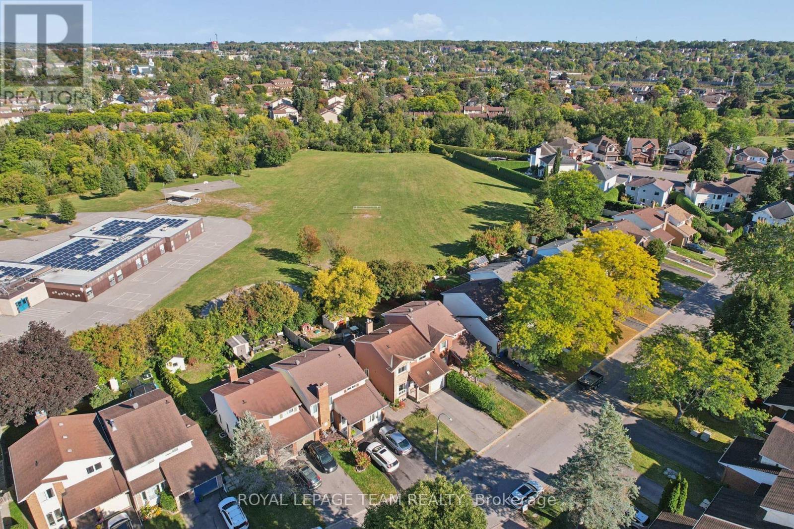 1133 St Emmanuel Terrace, Ottawa, ON