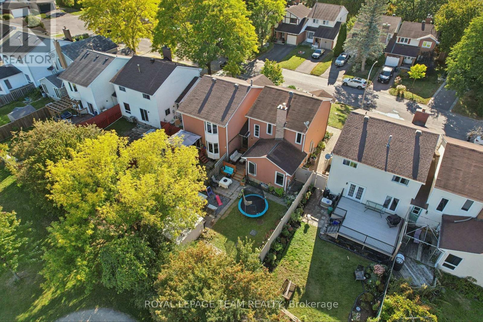 1133 St Emmanuel Terrace, Ottawa, ON