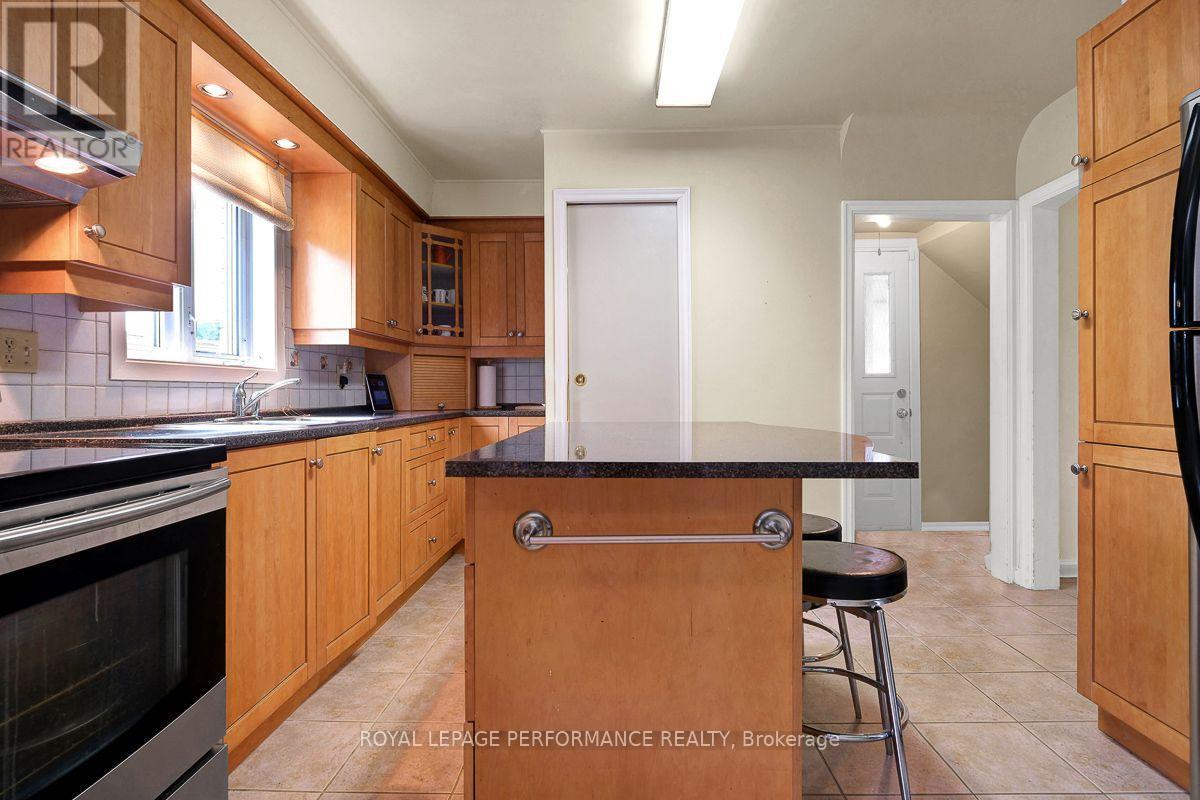 550 Wolffdale Crescent, Ottawa, ON