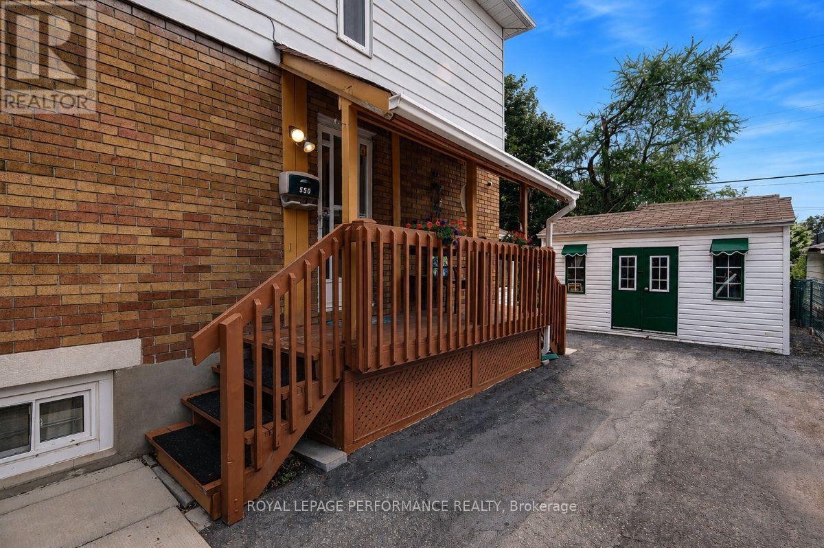550 Wolffdale Crescent, Ottawa, ON
