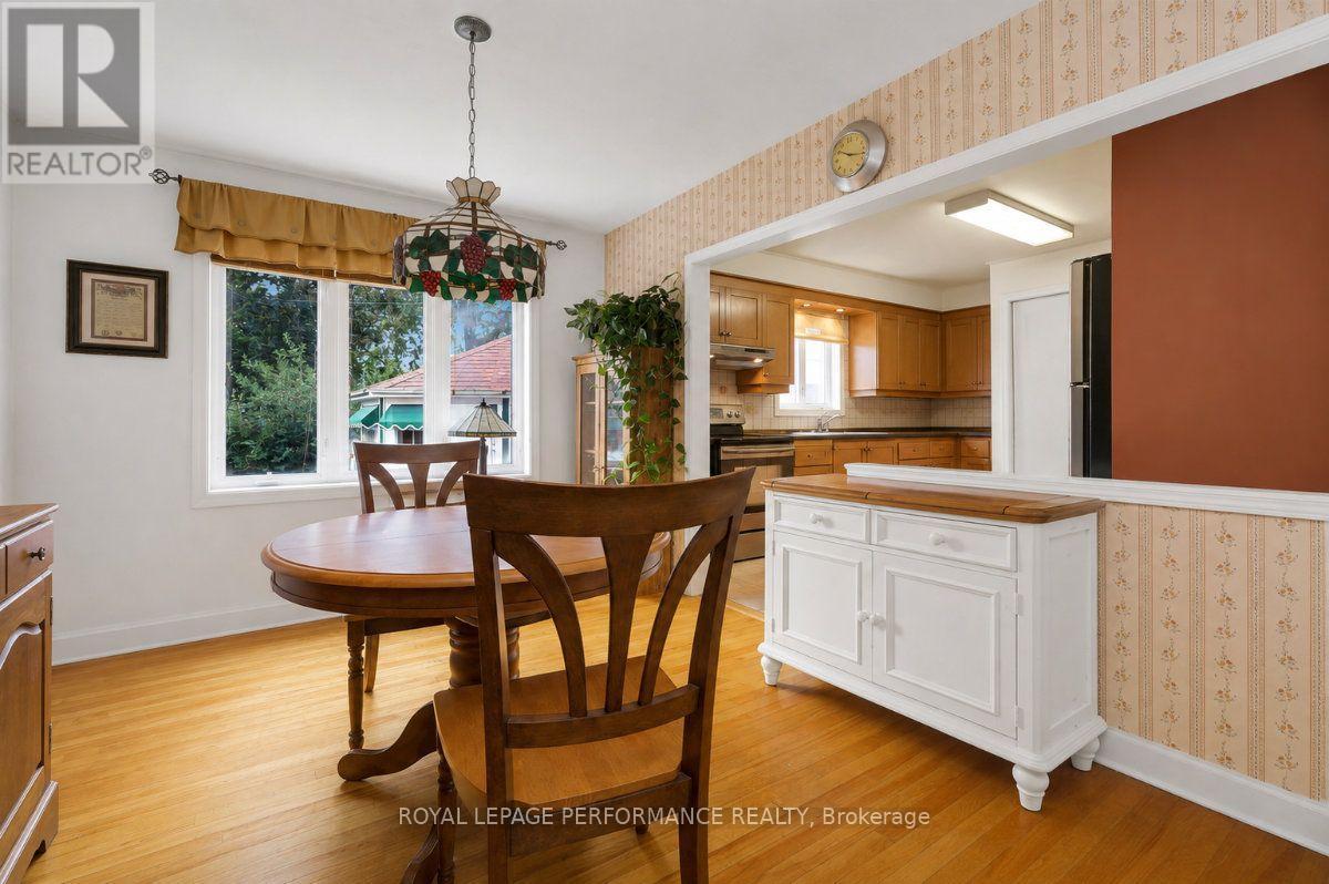 550 Wolffdale Crescent, Ottawa, ON