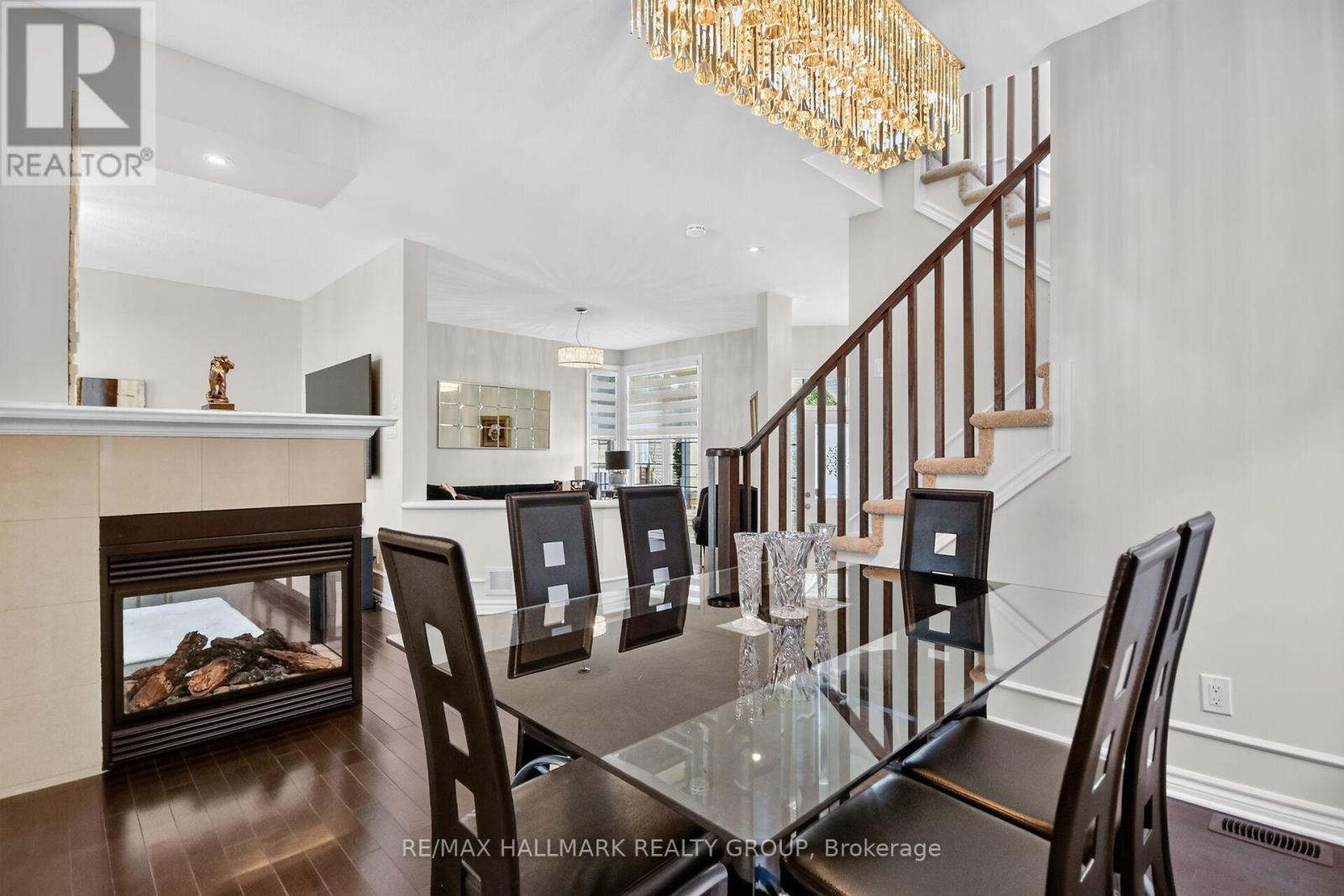 433 Cooks Mill Crescent, Ottawa, ON