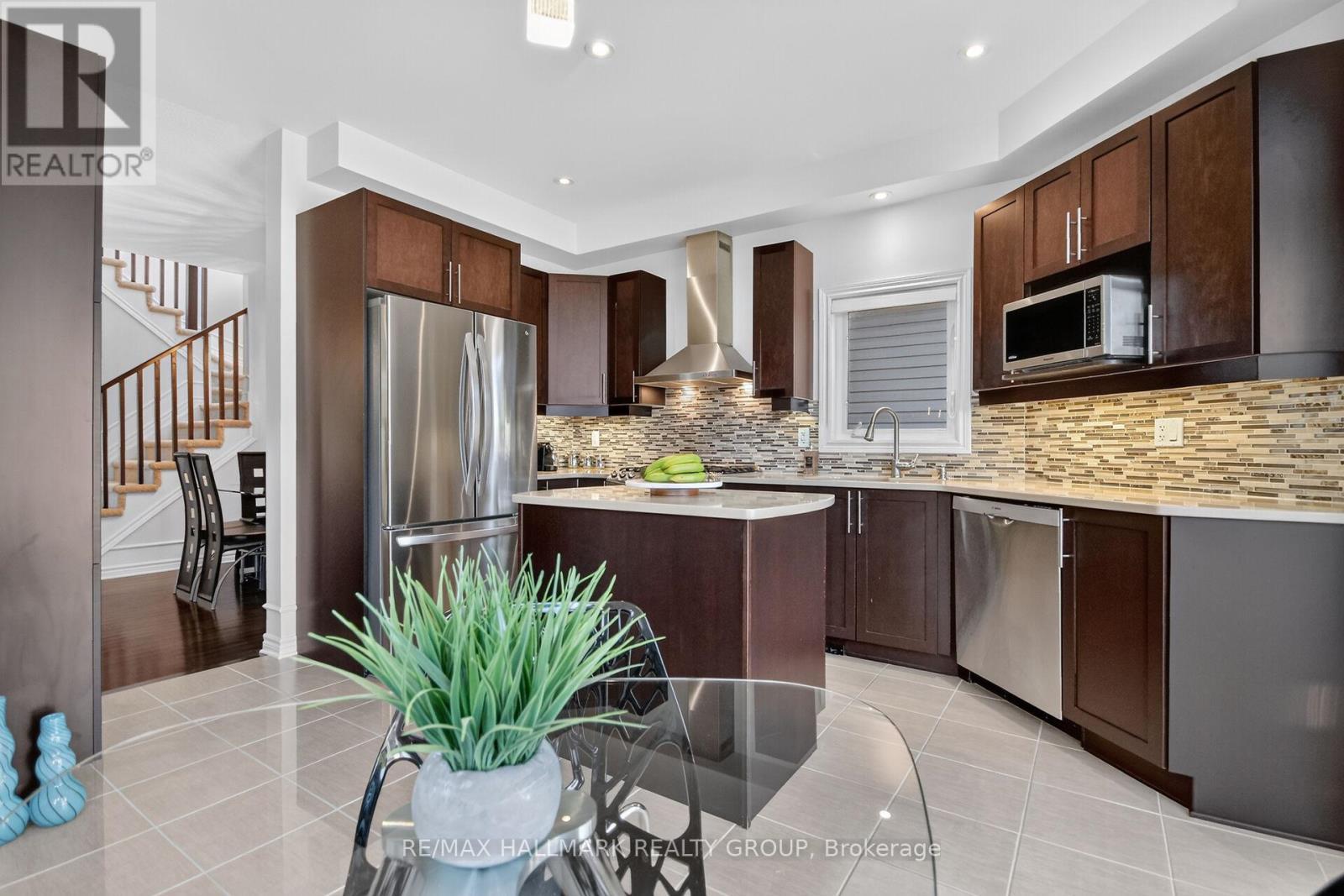 433 Cooks Mill Crescent, Ottawa, ON