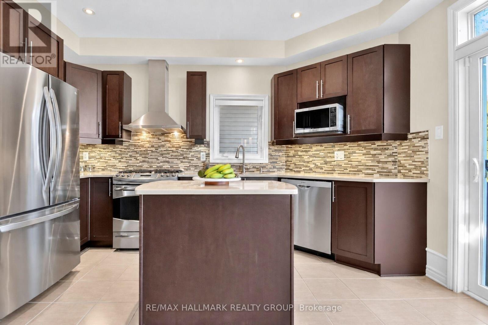 433 Cooks Mill Crescent, Ottawa, ON