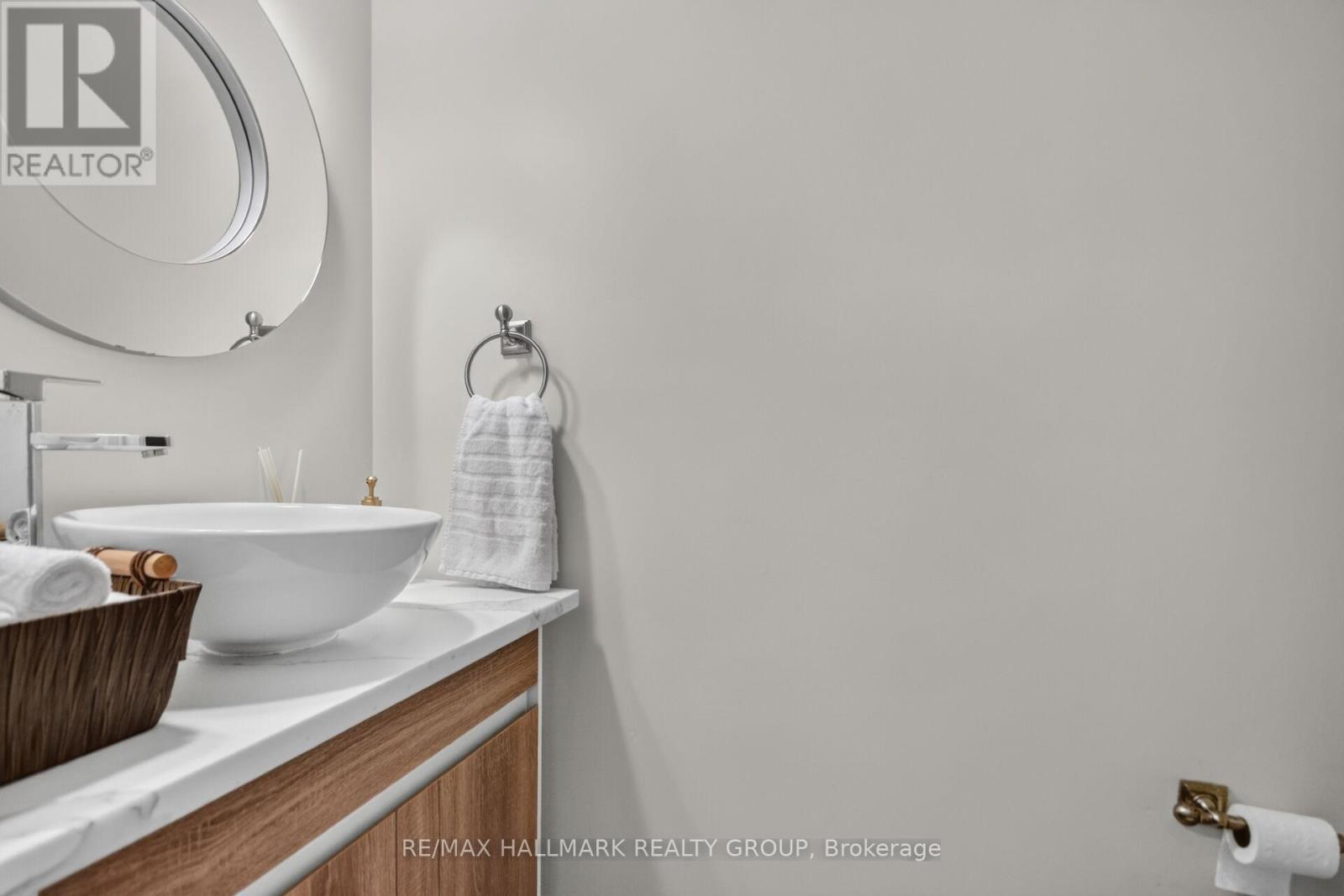 433 Cooks Mill Crescent, Ottawa, ON