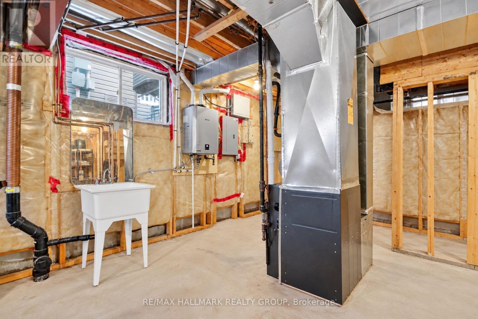 433 Cooks Mill Crescent, Ottawa, ON
