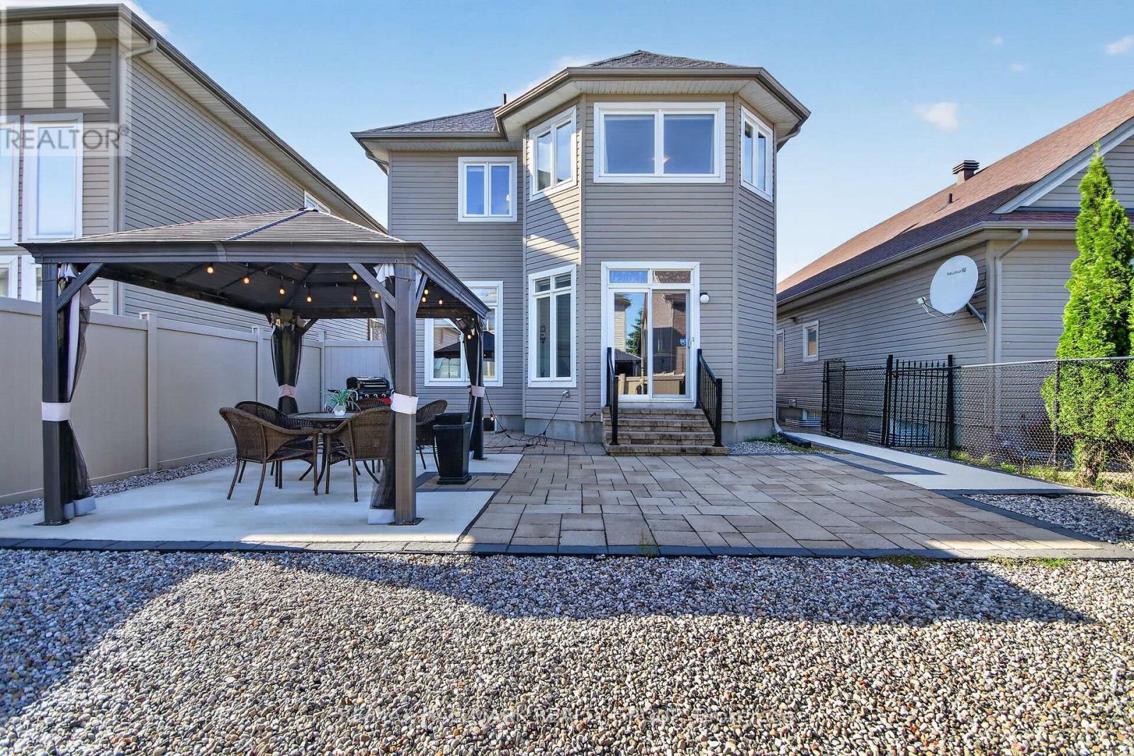 433 Cooks Mill Crescent, Ottawa, ON
