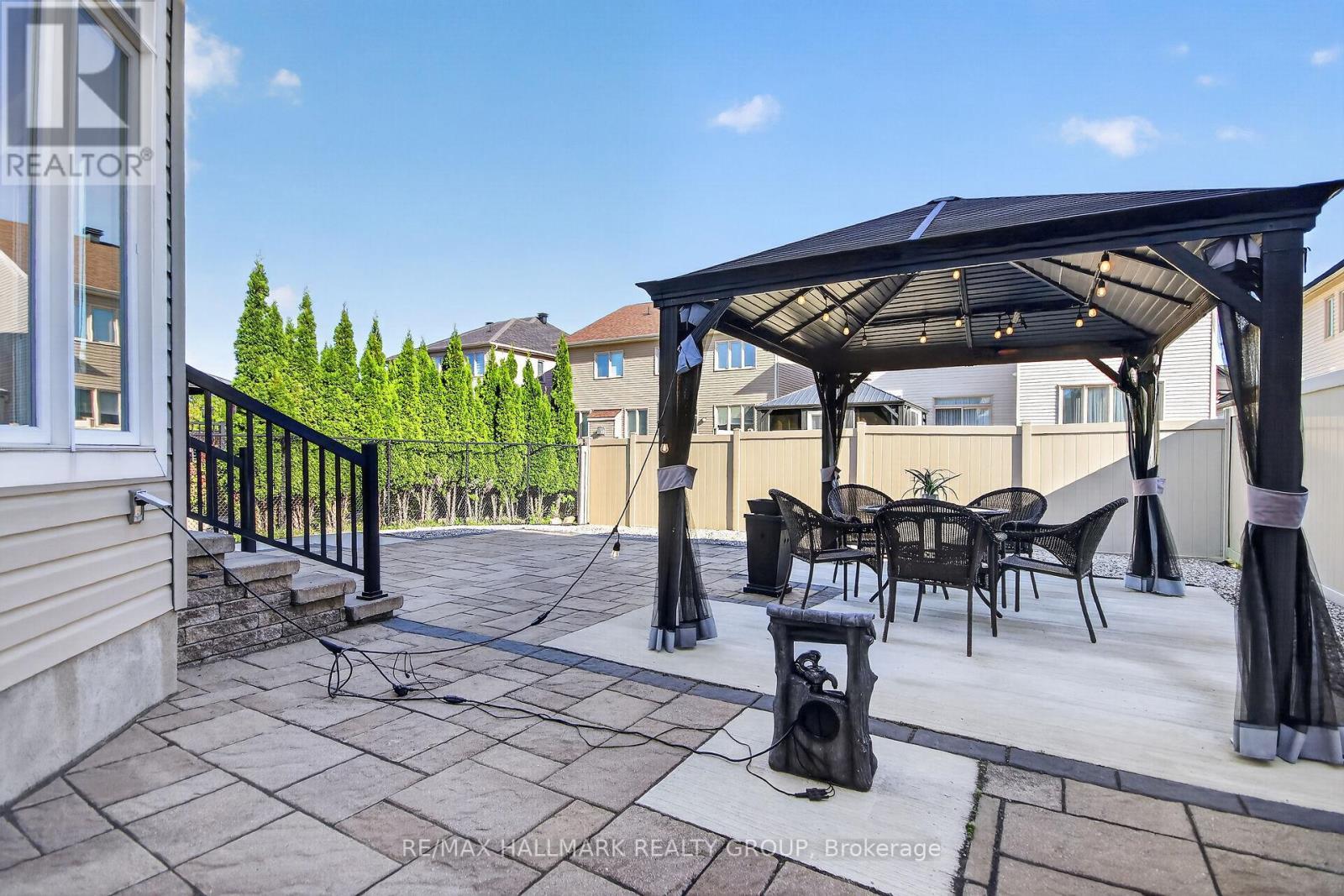 433 Cooks Mill Crescent, Ottawa, ON