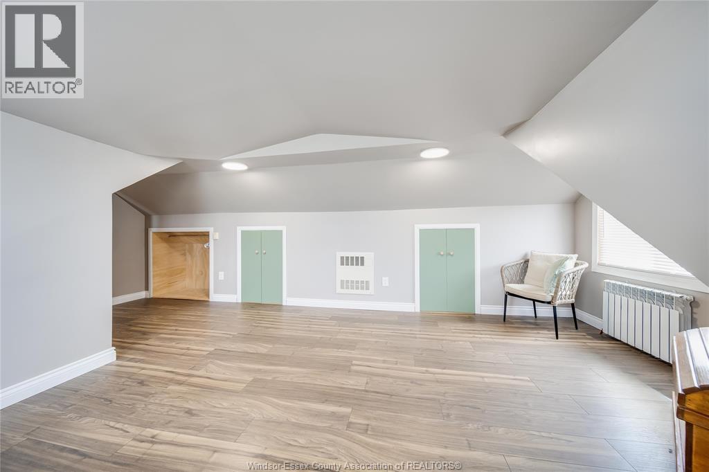 1328 Shoreline Avenue, Lakeshore, ON