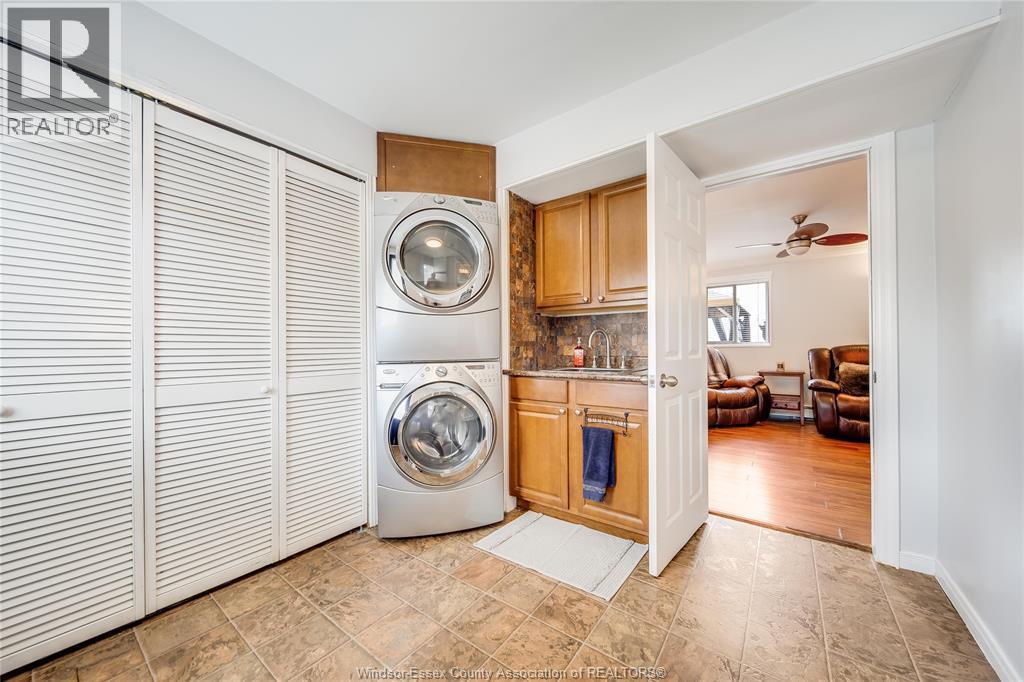 1328 Shoreline Avenue, Lakeshore, ON