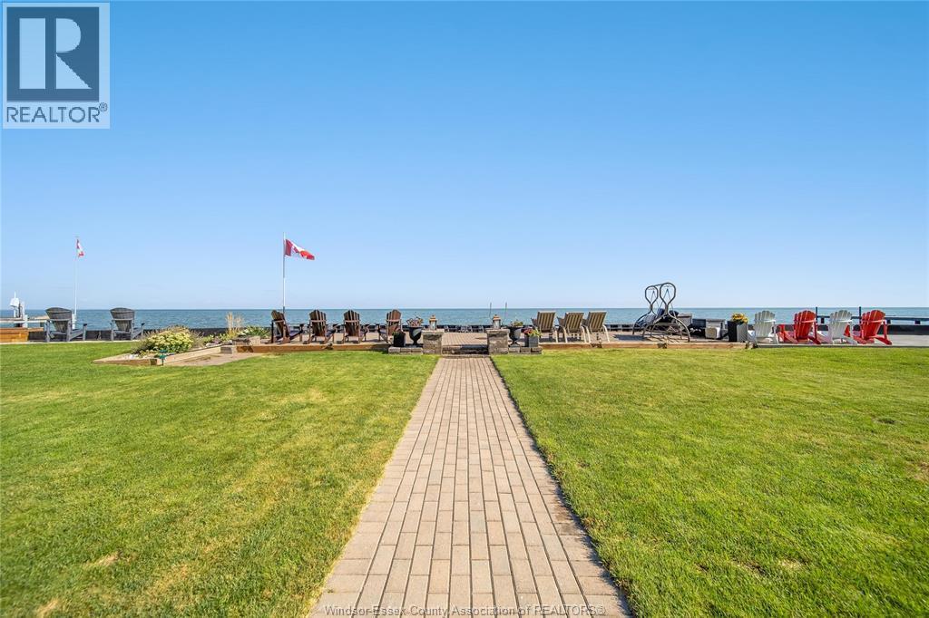 1328 Shoreline Avenue, Lakeshore, ON