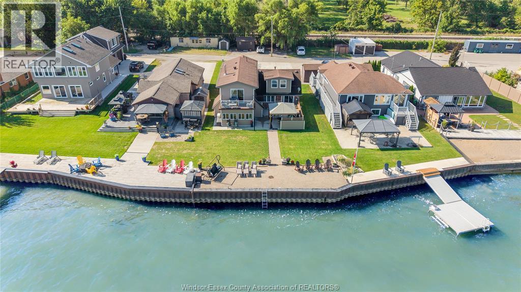 1328 Shoreline Avenue, Lakeshore, ON