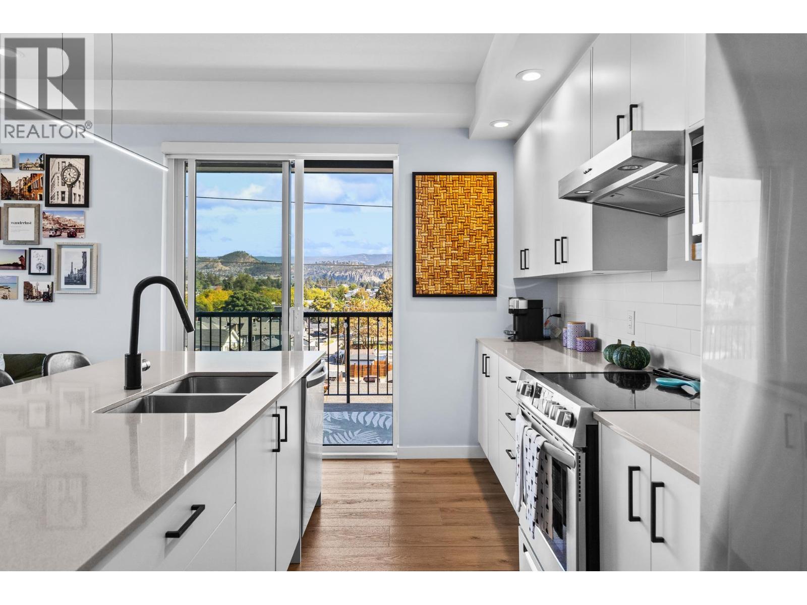 660 Cawston Avenue N Unit# 407, Kelowna, BC