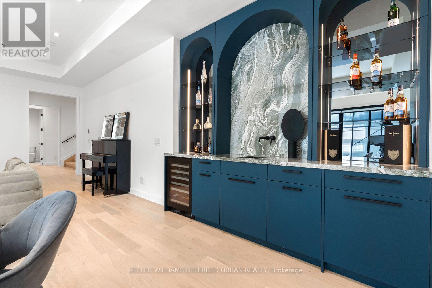 62 Norden Crescent, Toronto, ON