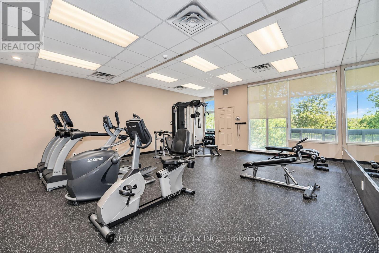 105 - 1 Emerald Lane, Vaughan, ON