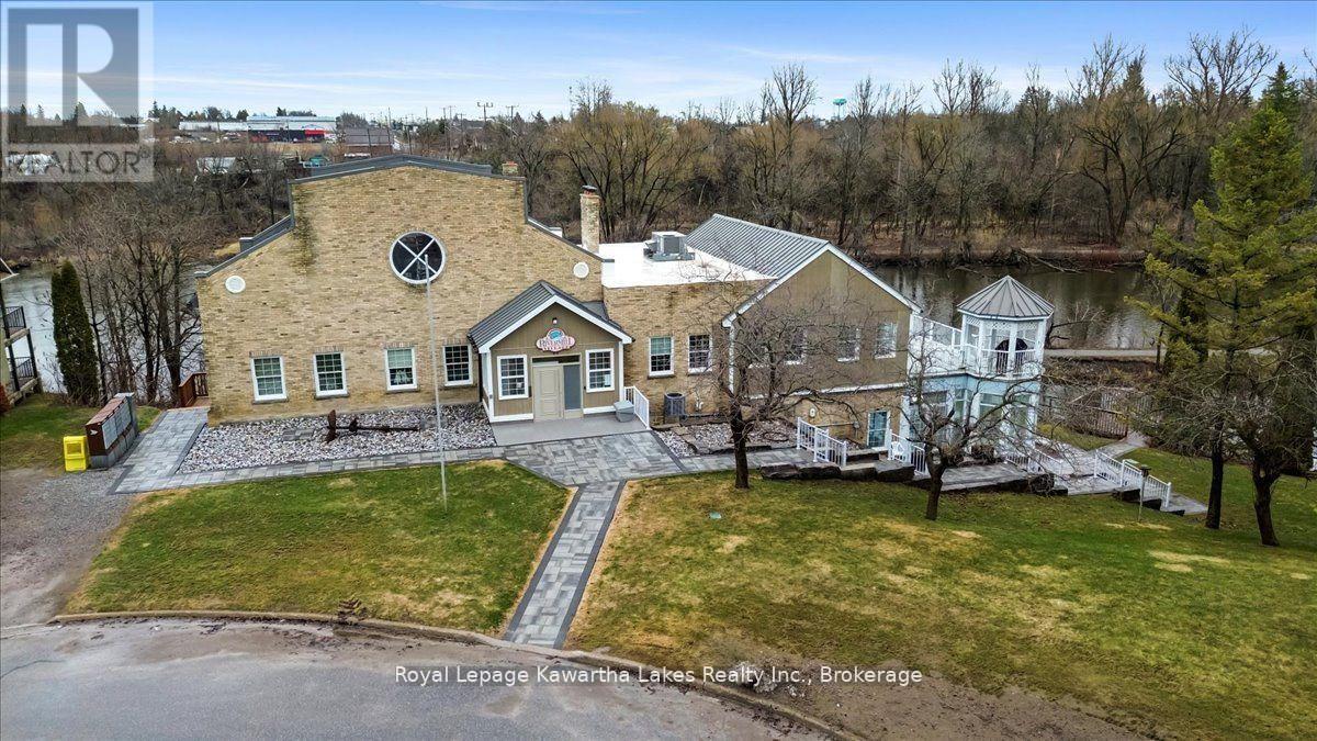 Clubhouse. - 10G - 25 Rivermill Boulevard, Kawartha Lakes (Lindsay), ON