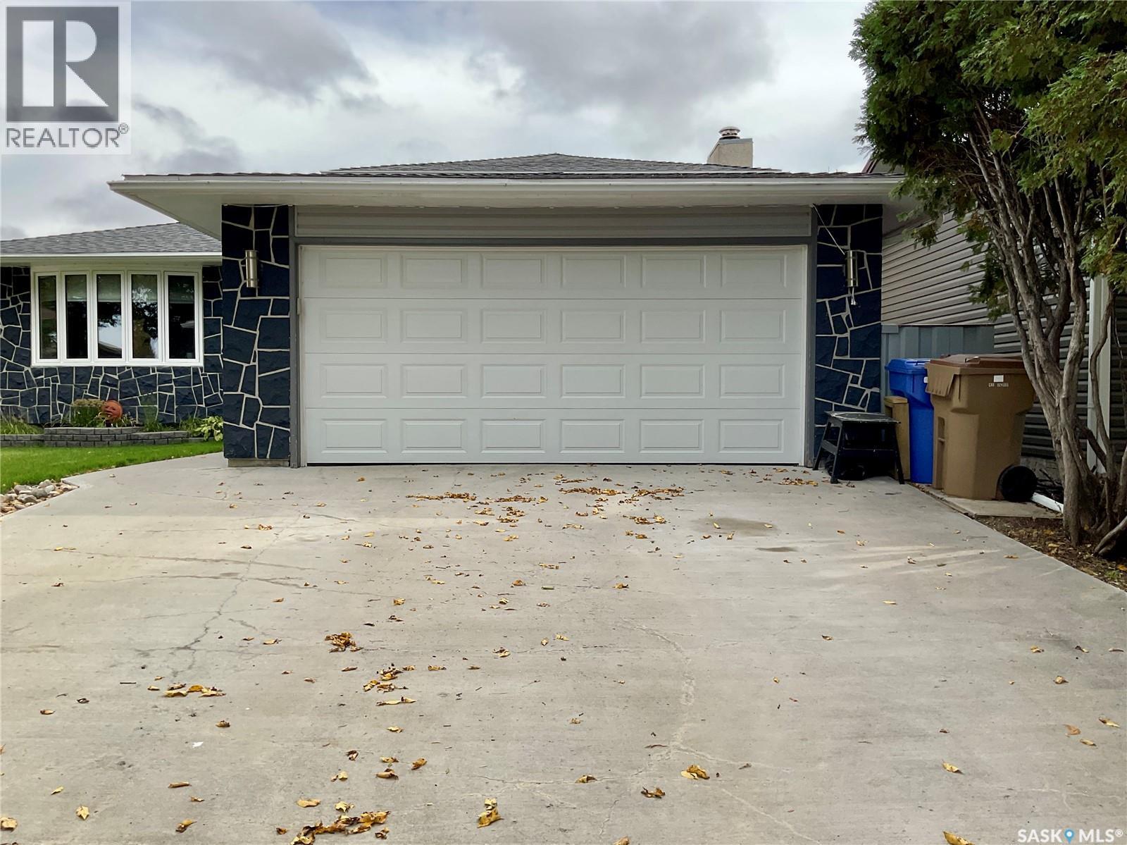 255 Litzenberger Crescent, Regina, SK