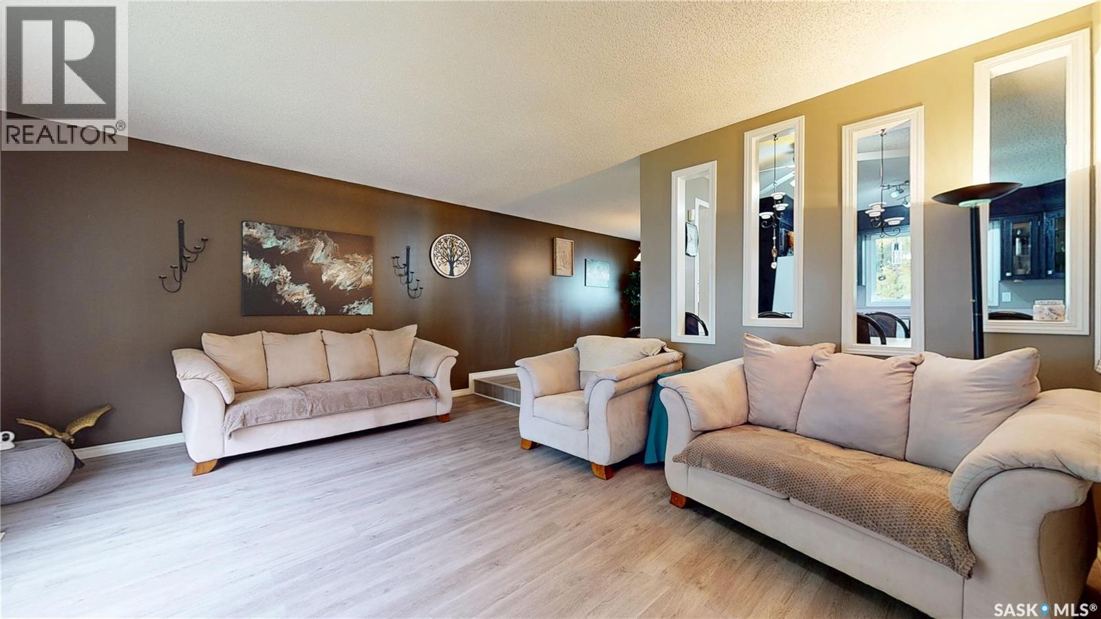 255 Litzenberger Crescent, Regina, SK
