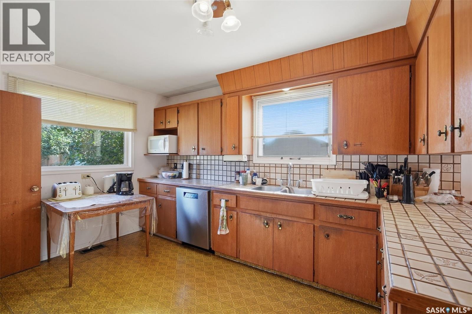 219 Egbert Avenue, Saskatoon, SK