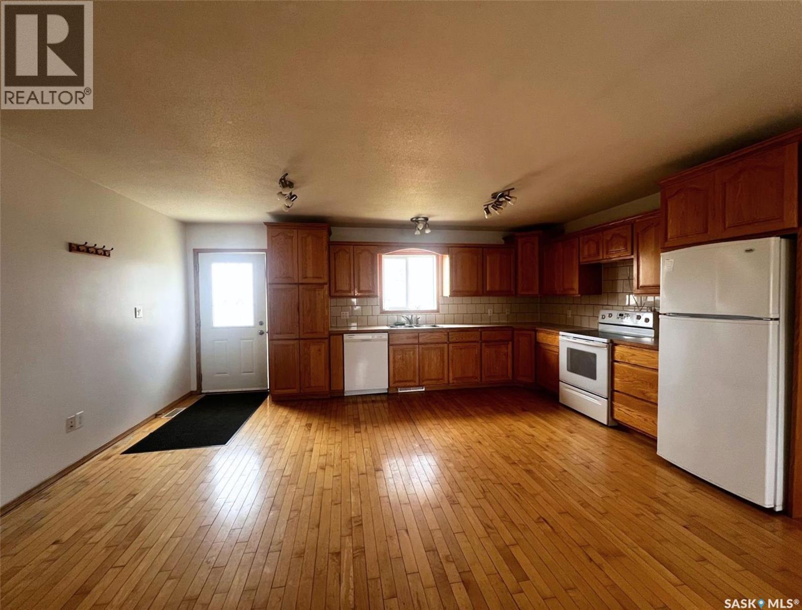 349 10Th Avenue Nw, Swift Current, SK