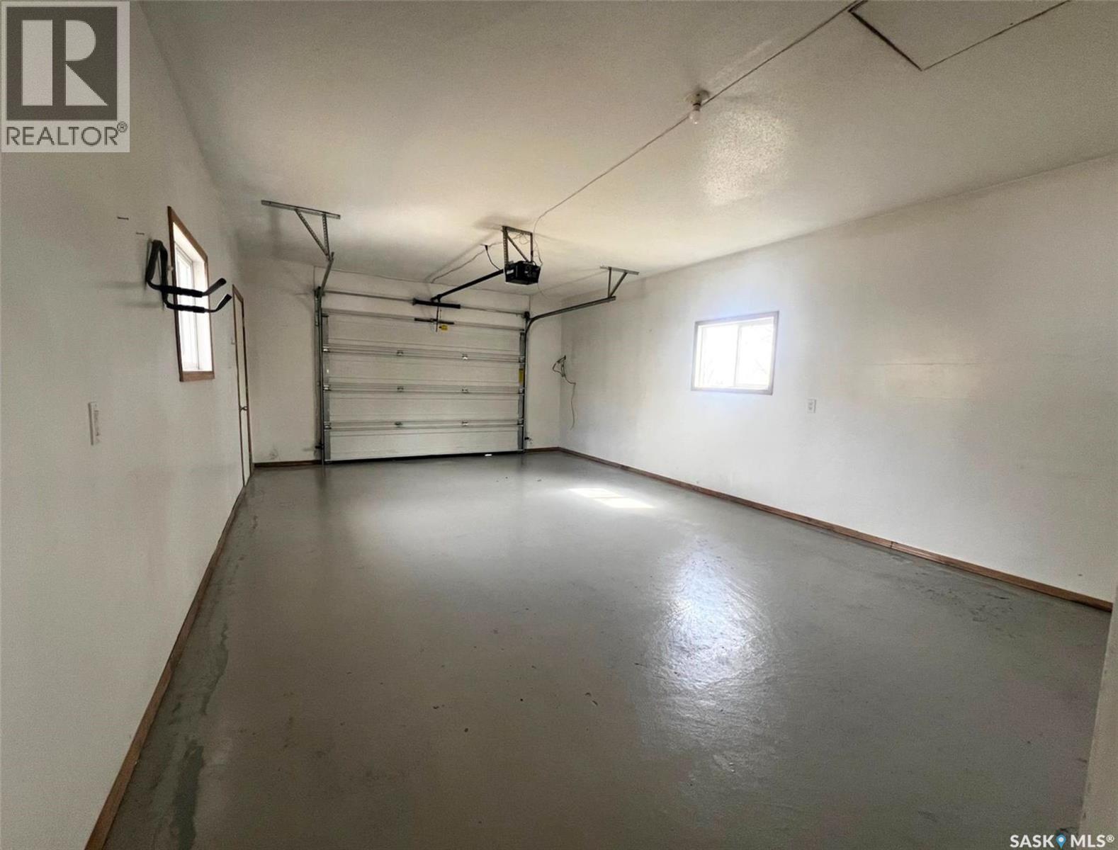 349 10Th Avenue Nw, Swift Current, SK