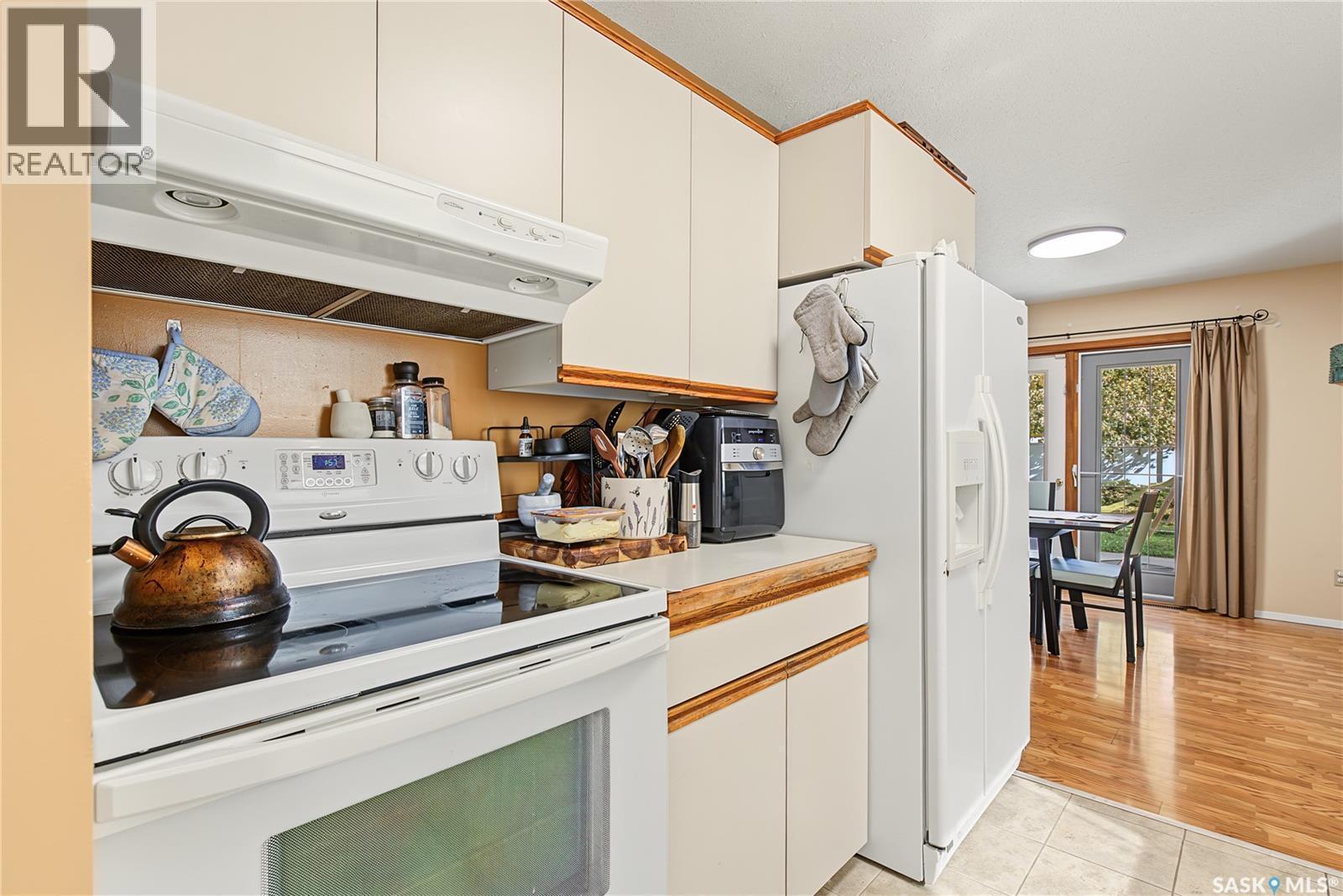 1227 2Nd Avenue Nw, Moose Jaw, SK