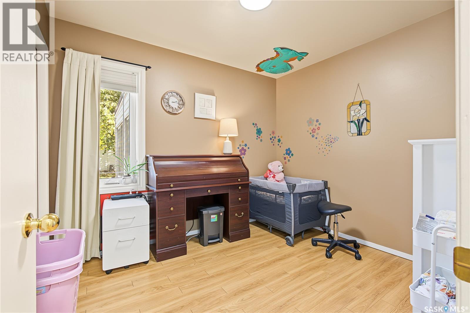 1227 2Nd Avenue Nw, Moose Jaw, SK