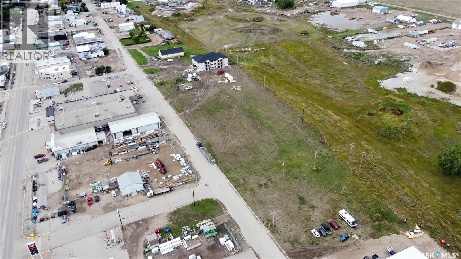 400 Railway Avenue E, Outlook, SK
