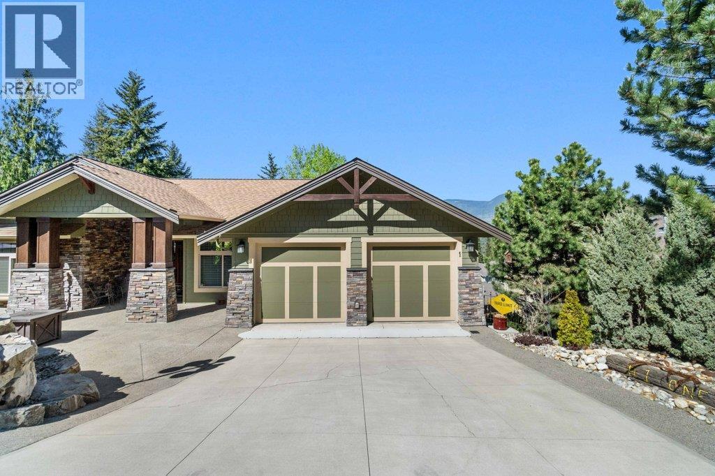 1581 20 Street Ne Unit# 1, Salmon Arm, BC