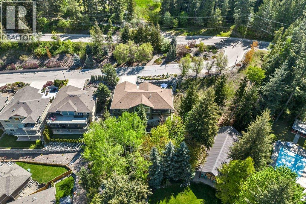 1581 20 Street Ne Unit# 1, Salmon Arm, BC