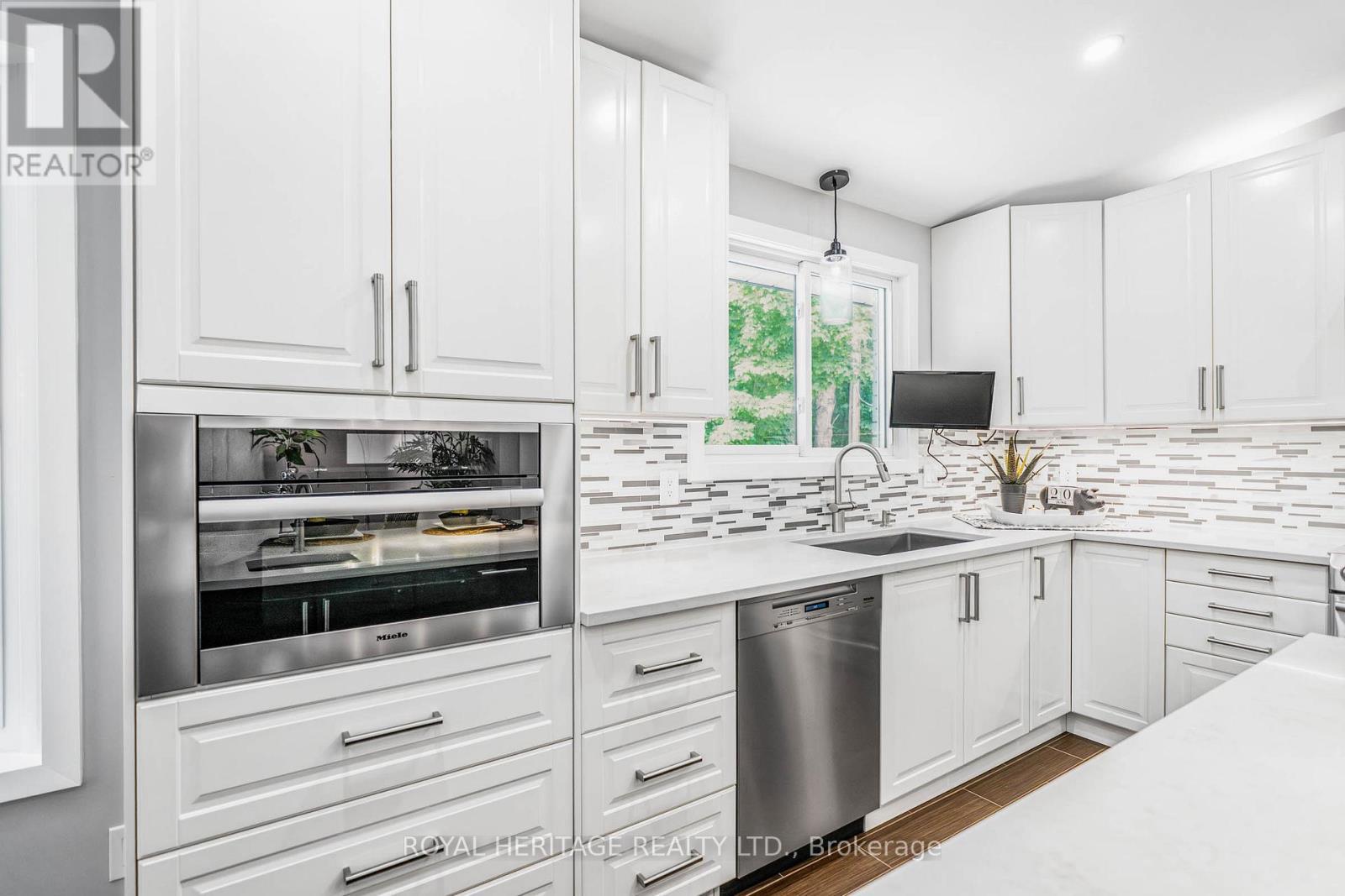 5260 Coronation Road, Whitby, ON