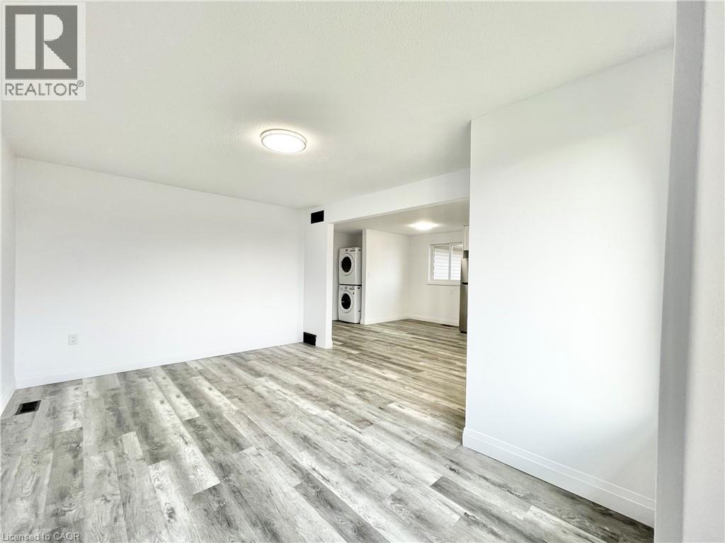 Main floor unit - 76 Marc Boulevard, Welland, ON