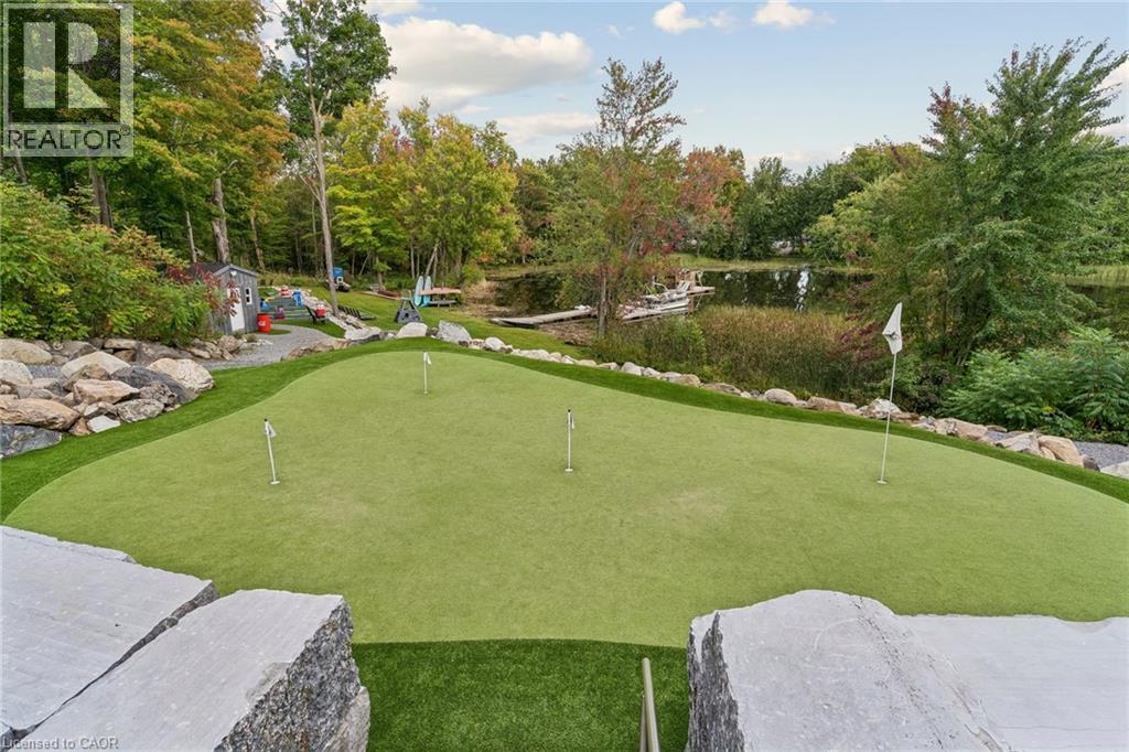 527 Pine Point Lane, Madoc, ON