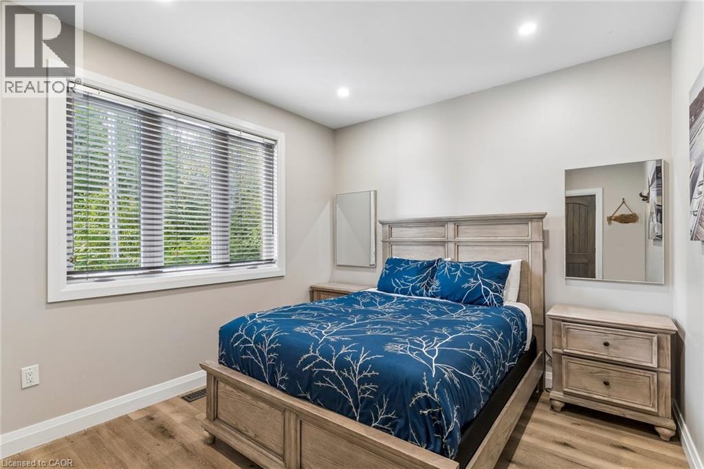 527 Pine Point Lane, Madoc, ON
