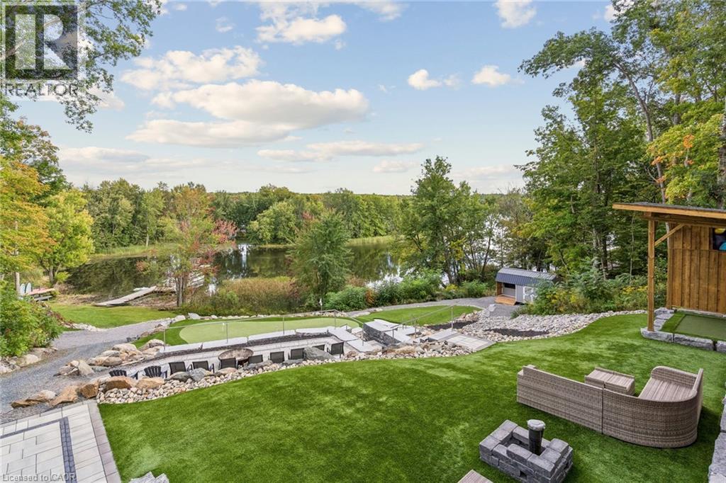 527 Pine Point Lane, Madoc, ON