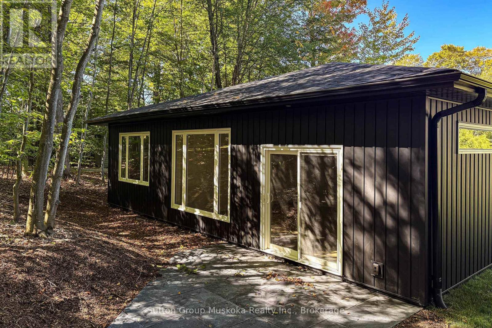 33 Shaw Crescent, Huntsville (Chaffey), ON