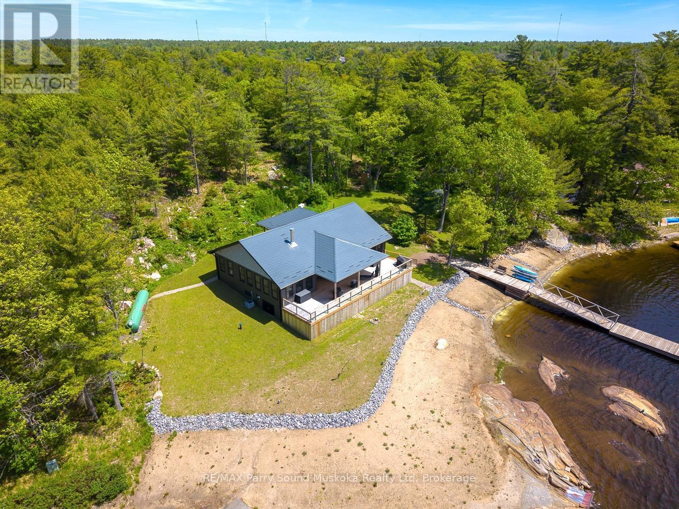 32 A11 Island, The Archipelago (Archipelago North), ON