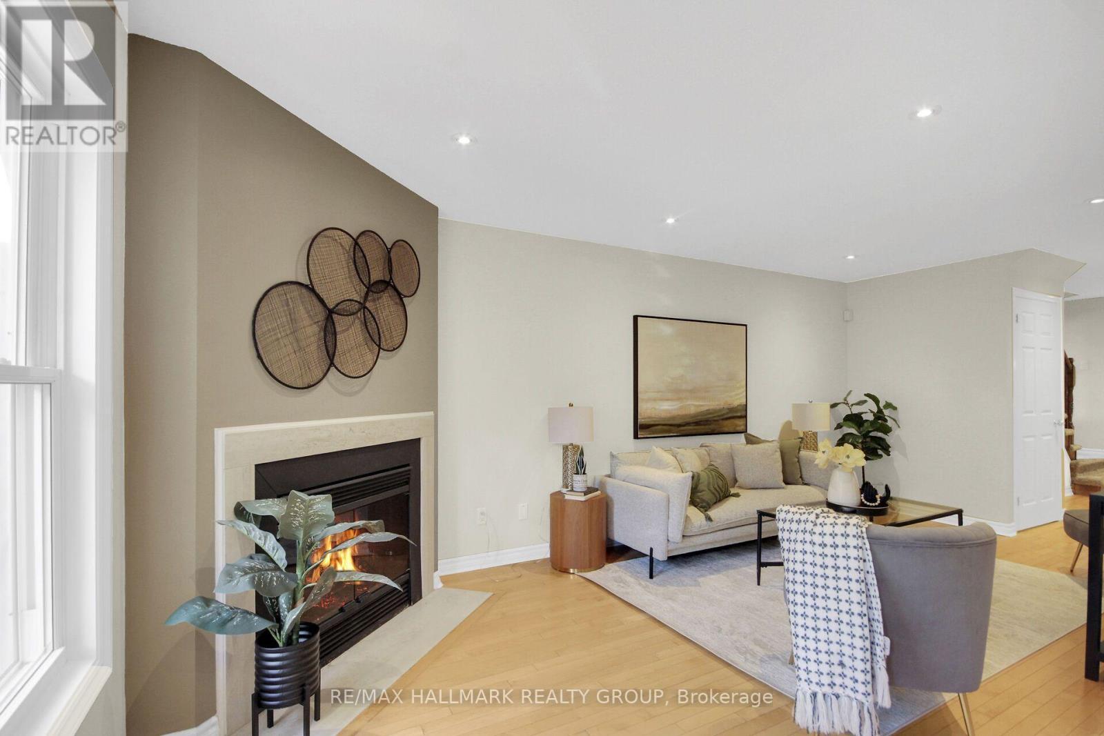 57 Ashpark Crescent, Ottawa, ON