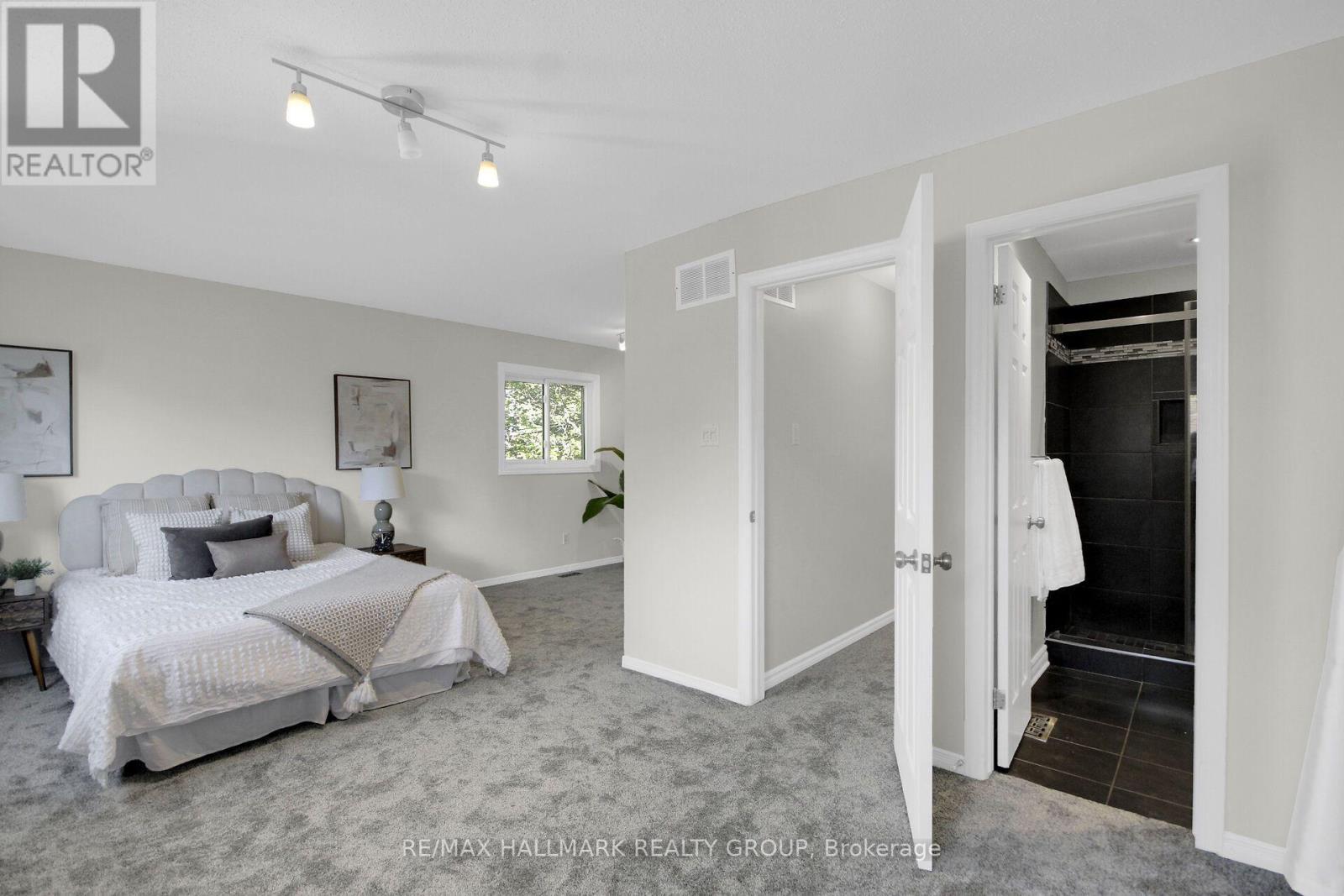 57 Ashpark Crescent, Ottawa, ON