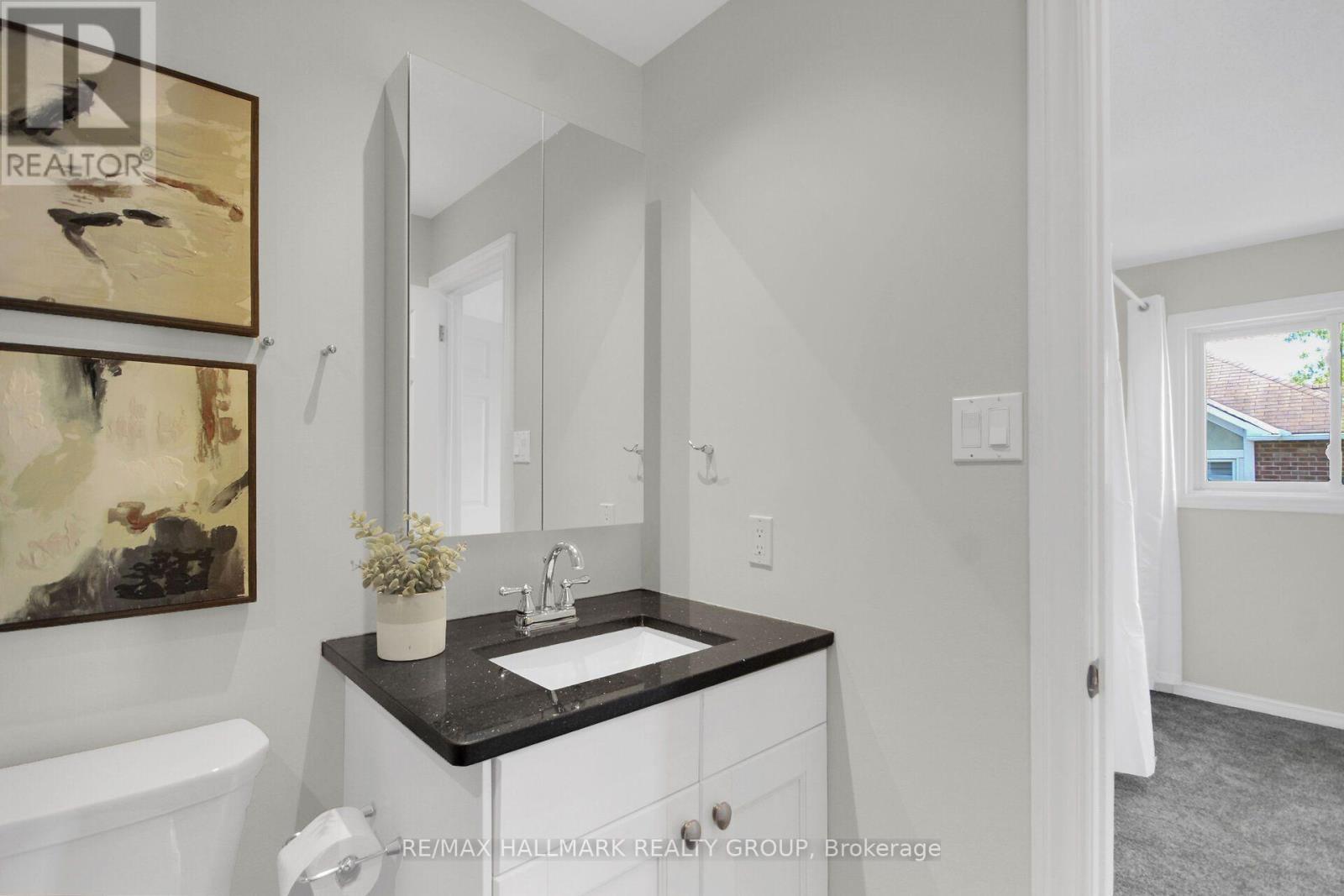 57 Ashpark Crescent, Ottawa, ON