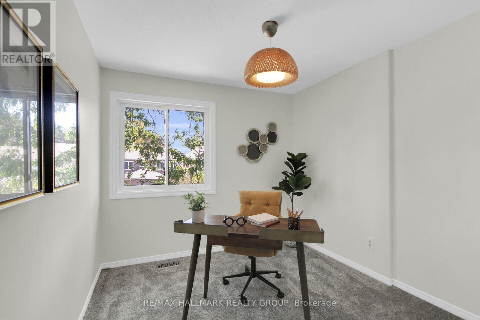 57 Ashpark Crescent, Ottawa, ON
