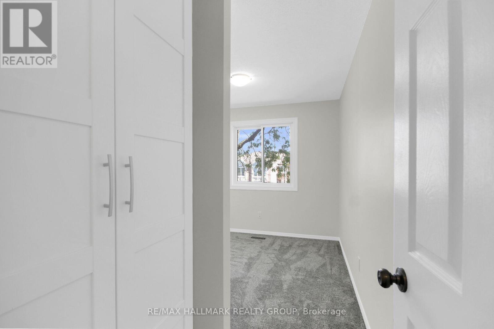 57 Ashpark Crescent, Ottawa, ON