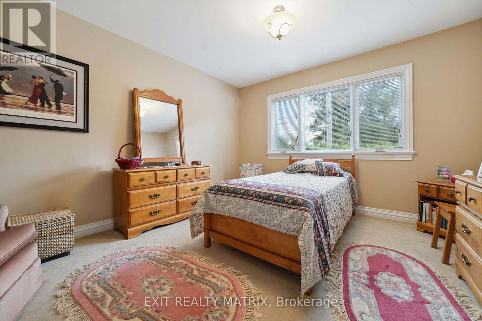 1866 Lenester Avenue, Ottawa, ON
