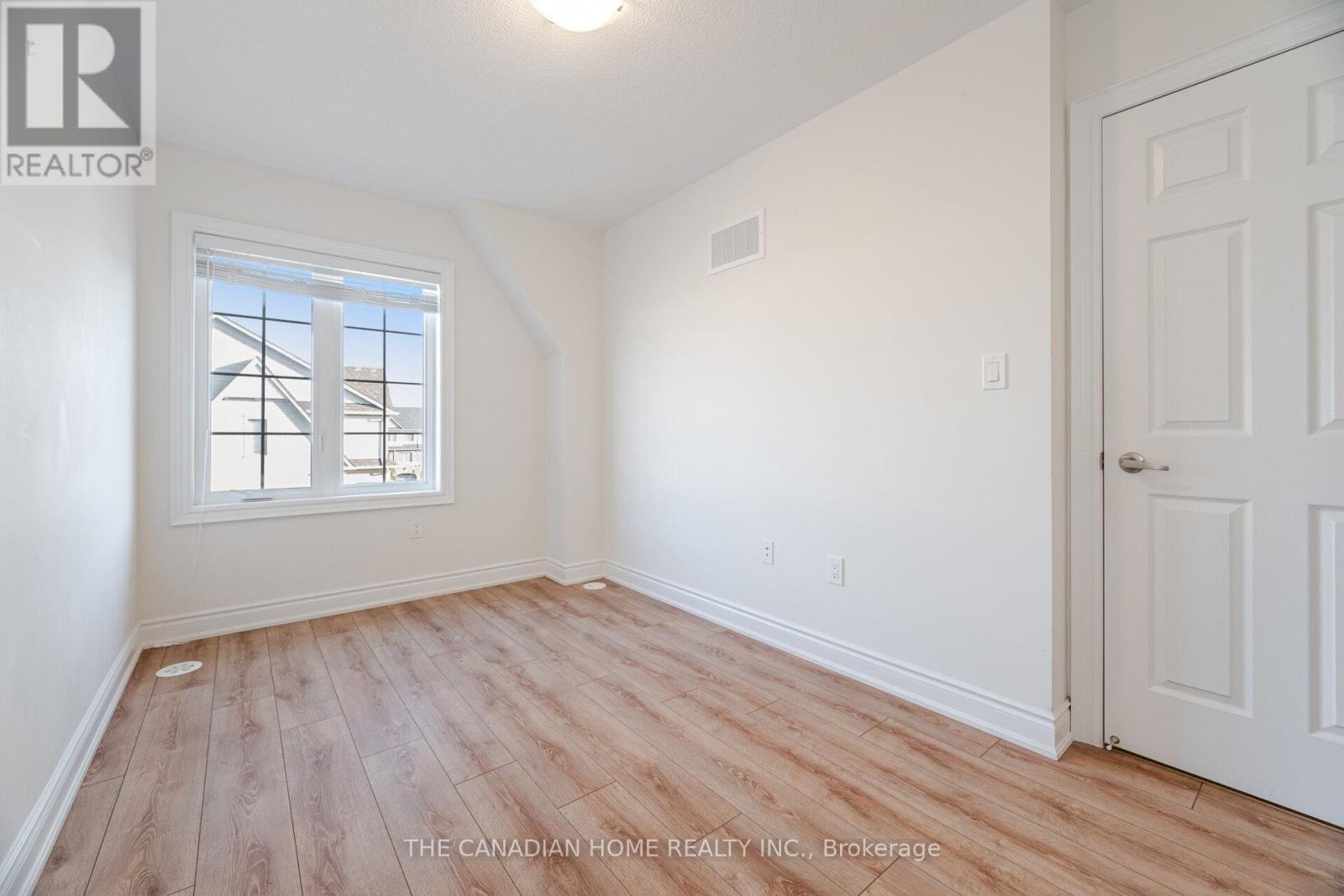 241 Danzatore Path, Oshawa, ON