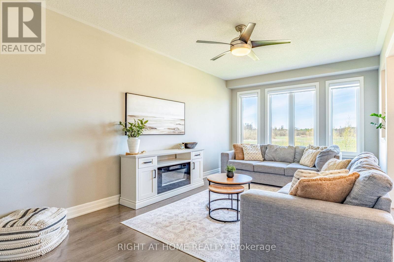 68 Wood Crescent, Essa, ON